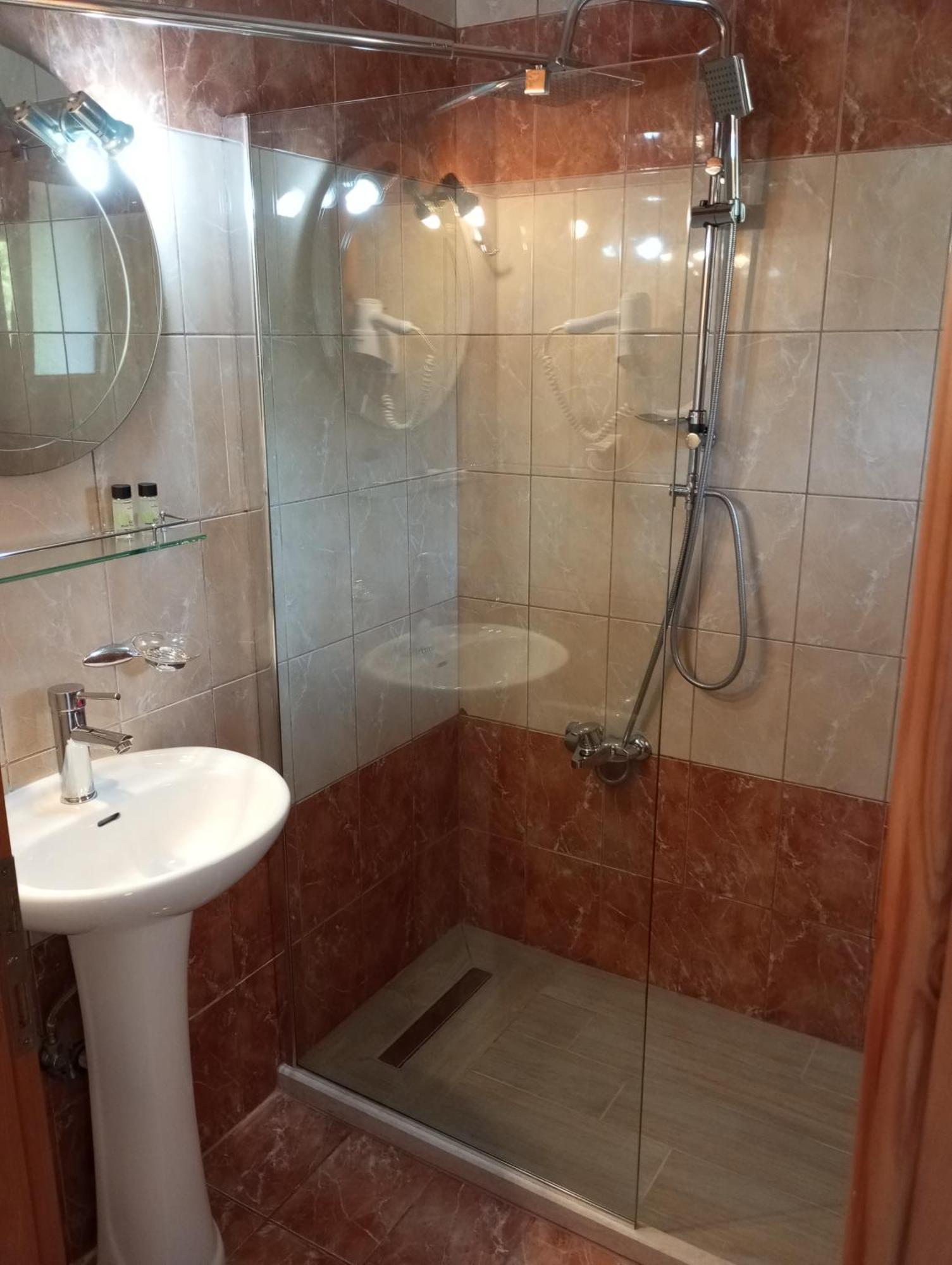 Zeus Throne II Lejlighedshotel Afión Eksteriør billede